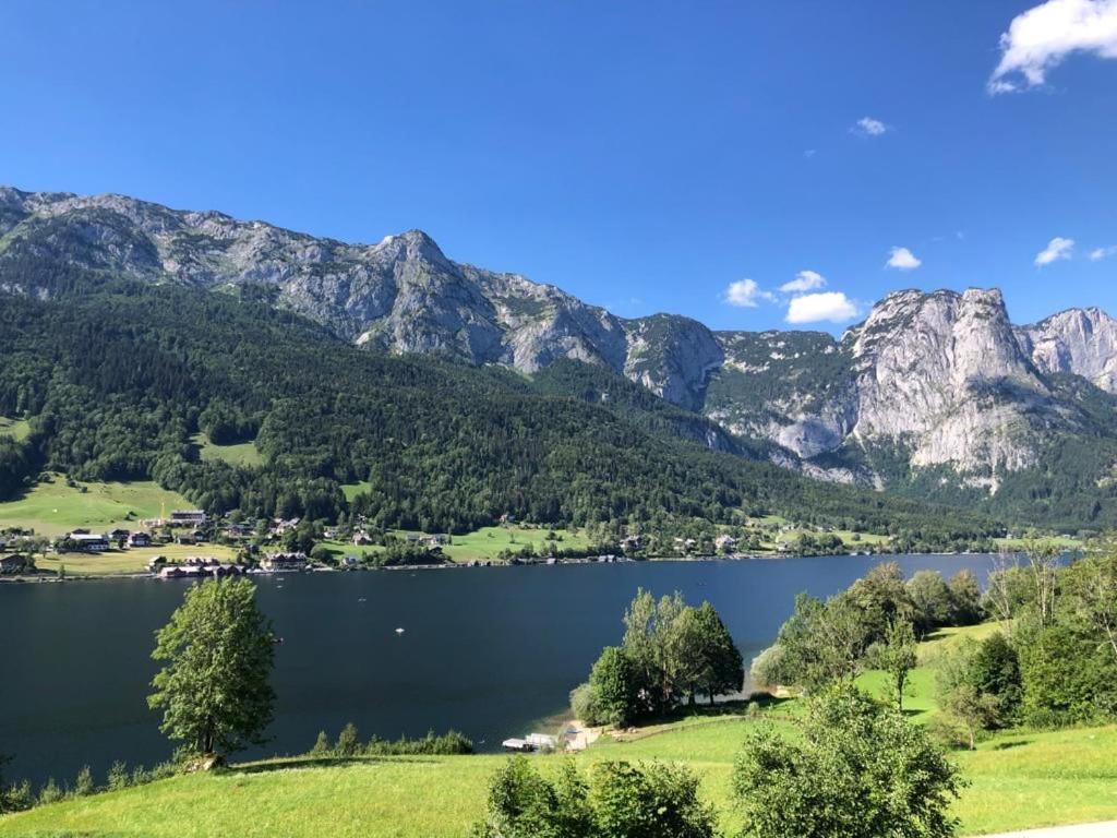 S'Rastl Direkt Mit Bergpanorama Apartment Grundlsee Exterior photo